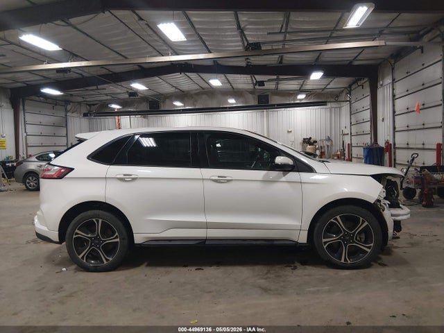 Ford Edge St