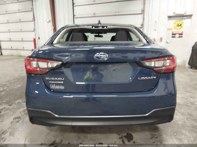 Subaru Legacy Premium