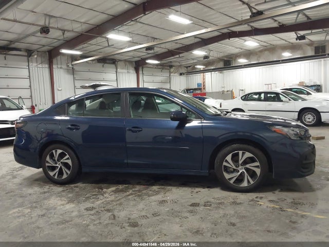 Subaru Legacy Premium