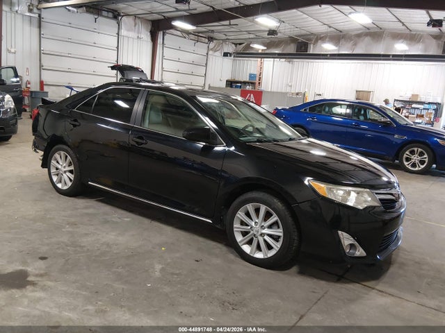 Salvage Toyota Camry Image