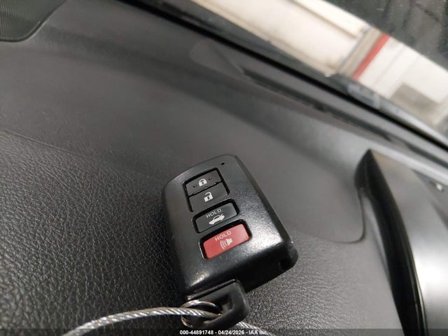 Toyota Camry Xle