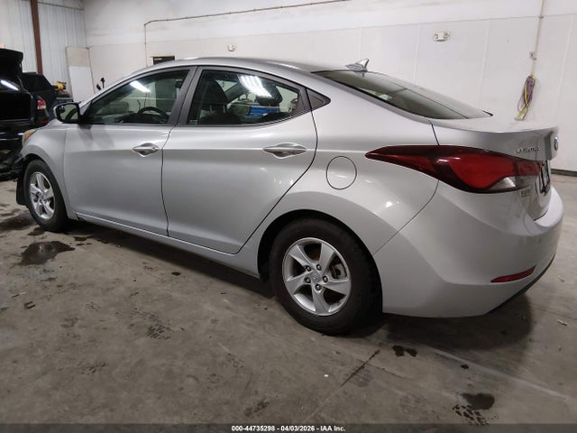 Hyundai ELANTRA Se