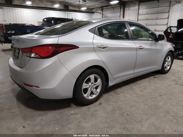 Hyundai ELANTRA Se