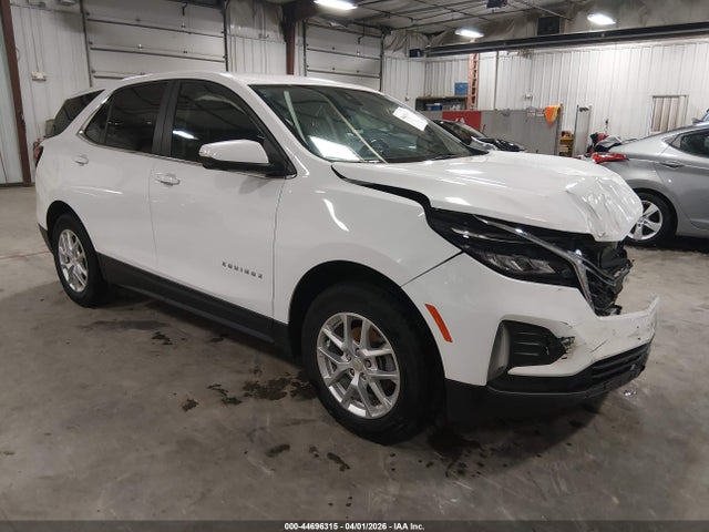 Salvage Chevrolet Equinox Image