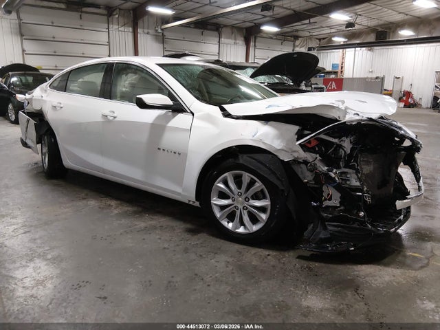 Salvage Chevrolet Malibu Image
