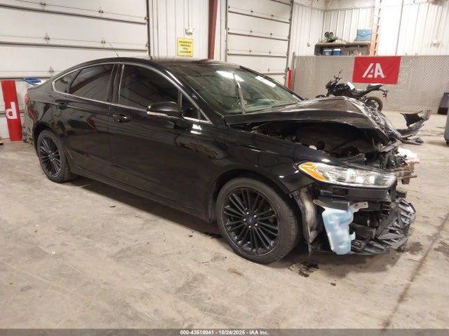 Salvage Ford Fusion Image
