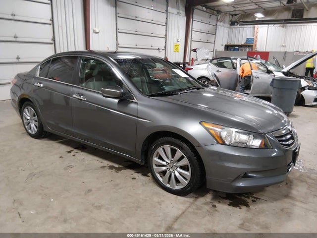 Salvage Honda Accord Image