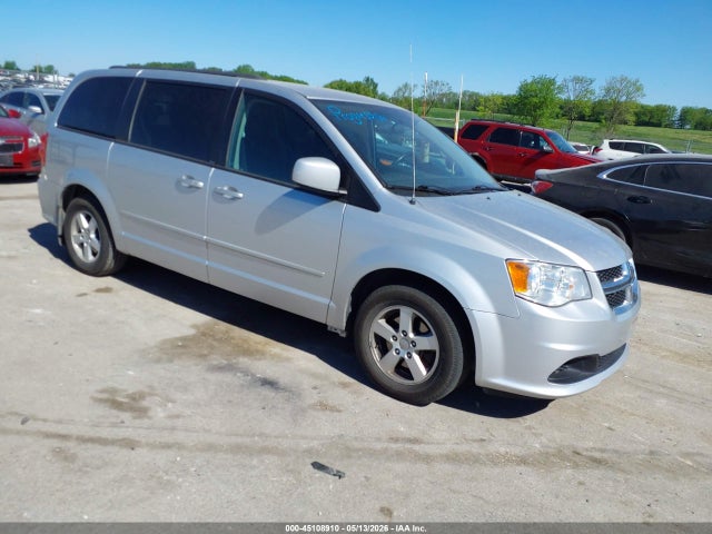 Salvage Dodge Grand Caravan Image