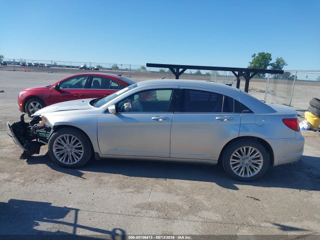 Chrysler 200 Lx
