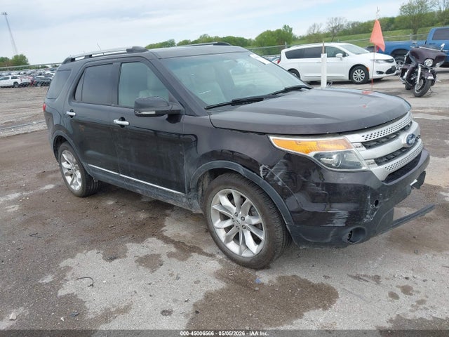 Salvage Ford Explorer Image