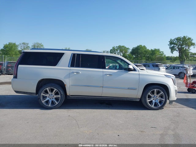 Cadillac Escalade Premium