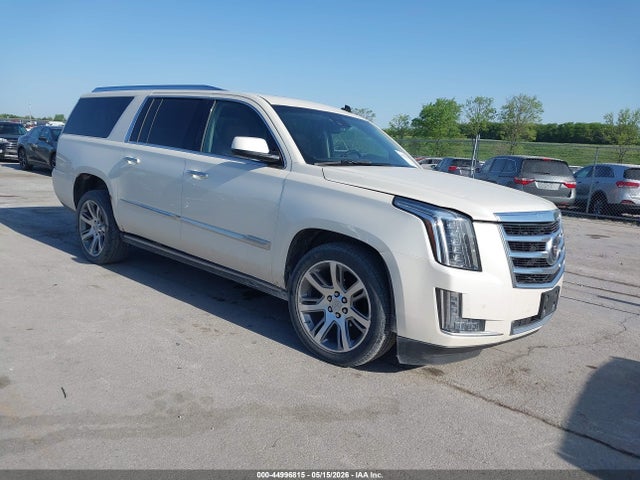 Salvage Cadillac Escalade Image
