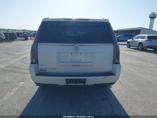Cadillac Escalade Premium