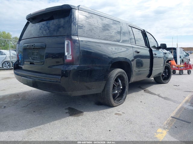 GMC Yukon Denali