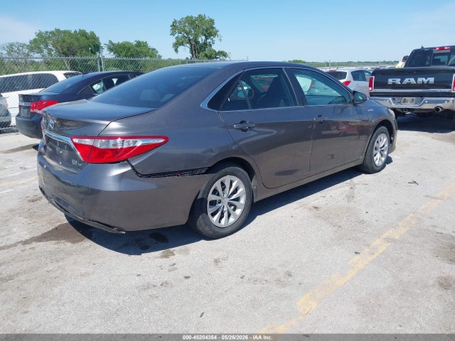 Toyota Camry Le