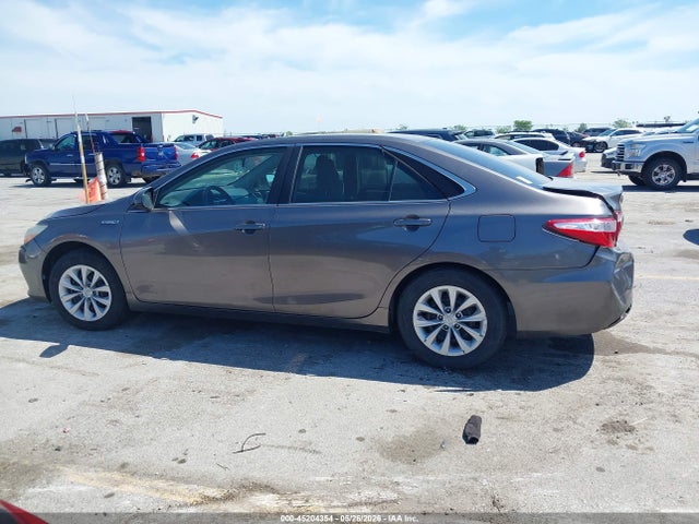 Toyota Camry Le