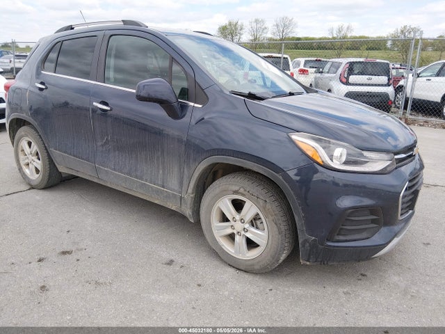 Salvage Chevrolet Trax Image