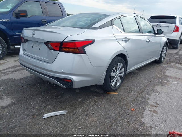 Nissan Altima S Fwd