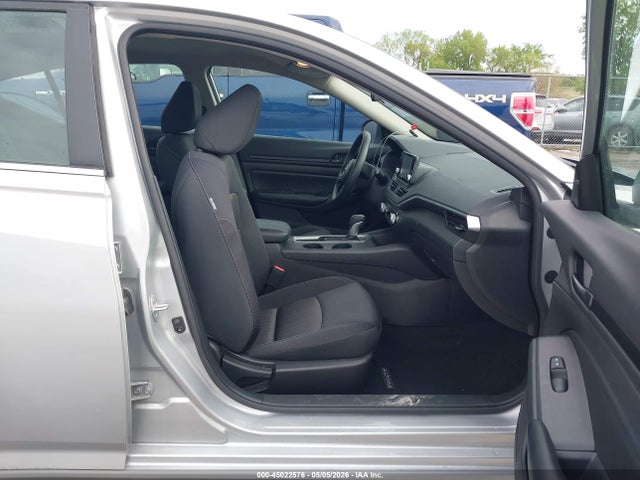 Nissan Altima S Fwd