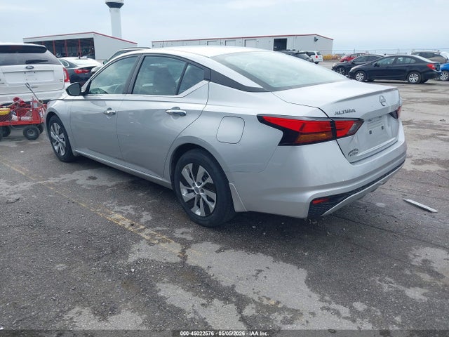 Nissan Altima S Fwd