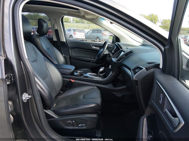 Ford Edge Titanium