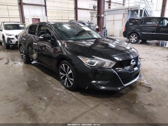 Salvage Nissan Maxima Image