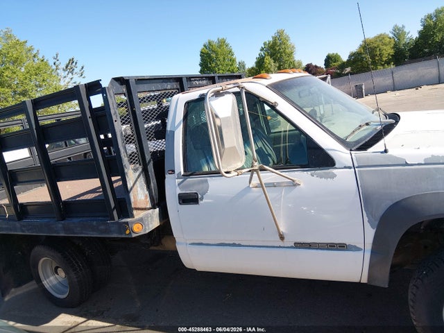 General Motors Sierra 3500 Chassis Classic Sl