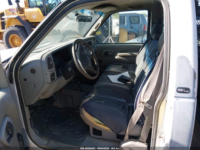 General Motors Sierra 3500 Chassis Classic Sl