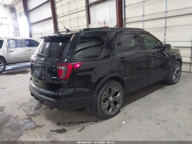 Ford Explorer Sport