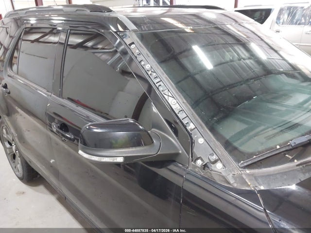 Ford Explorer Sport