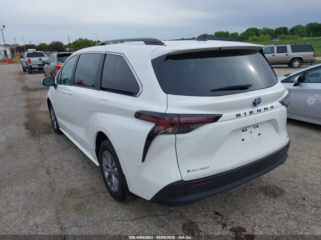 Toyota Sienna Le