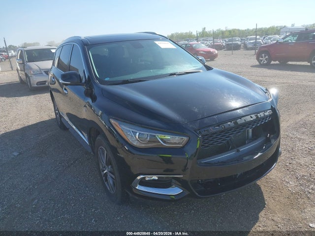 Salvage INFINITI Qx Image