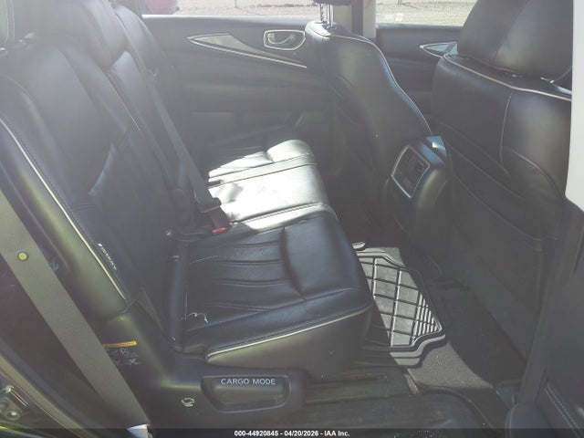 INFINITI Qx