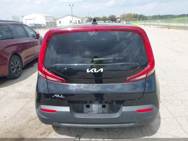 Kia Soul Lx