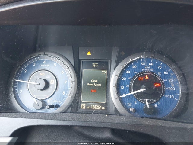 Toyota Sienna Xle 8 Passenger