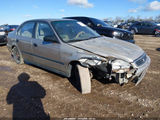 Salvage Honda Civic Image