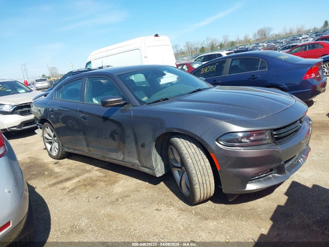 Dodge Charger Sxt