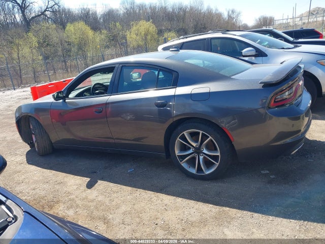 Dodge Charger Sxt