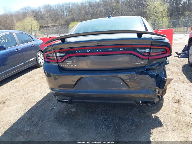 Dodge Charger Sxt