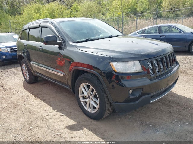 Salvage Jeep Grand Cherokee Image