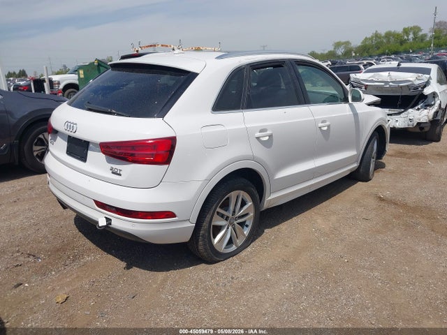 Audi Q3 2.0t Premium
