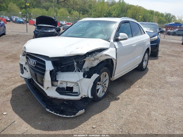 Audi Q3 2.0t Premium
