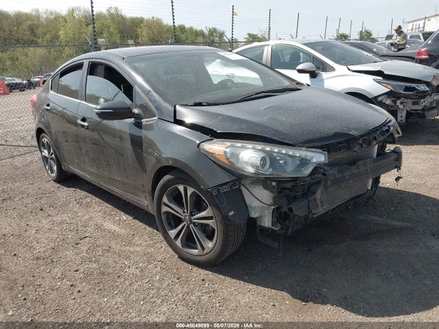 Salvage Kia Forte Image