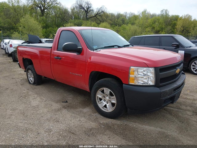 Salvage Chevrolet Silverado 1500 Image