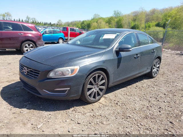 Volvo S60 T6