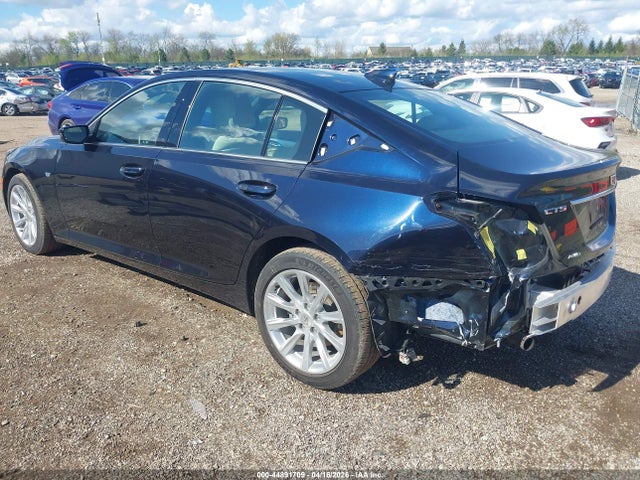Cadillac CT5 Luxury