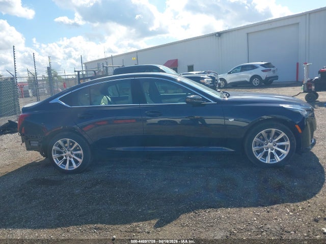 Cadillac CT5 Luxury