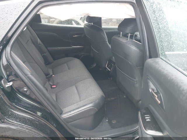 Toyota Crown Xle