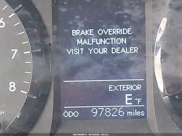 Toyota Sienna Le 8 Passenger