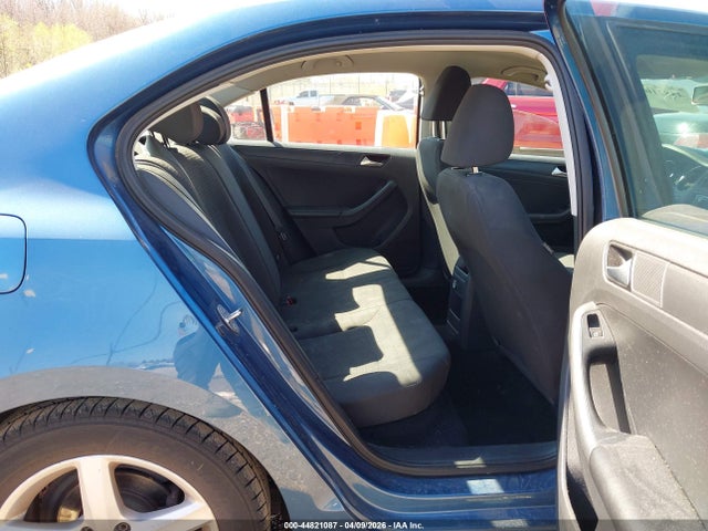 Volkswagen Jetta 1.4t S